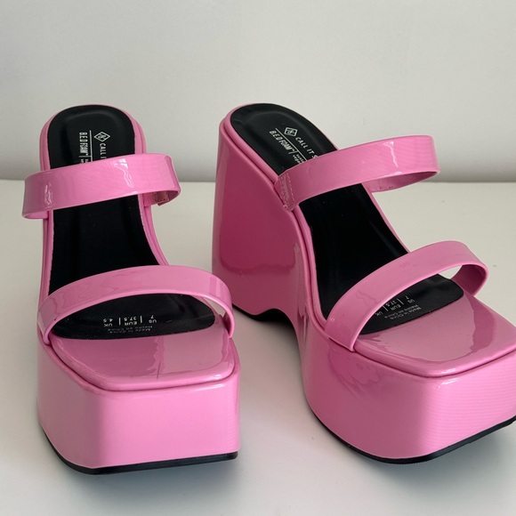 Pink Platforms - Picture 2 of 3